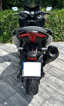 Yamaha T-MAX 560 - 6