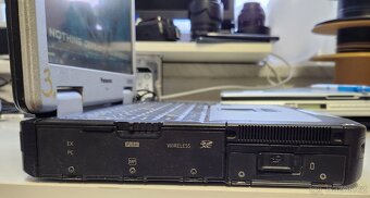 NEROZBITNÝ notebook Panasonic CF-31 mk3 - 6