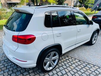 Volkswagen Tiguan 2.0TSI 4x4 AUT KAM SERVISKA TAŽNÉ NEZAV.T - 6