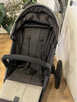 Thule Urban Glide 2 + korbička - 6