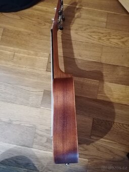 Sopránové ukulele Laka VUS10 + polstrovaný obal - 6
