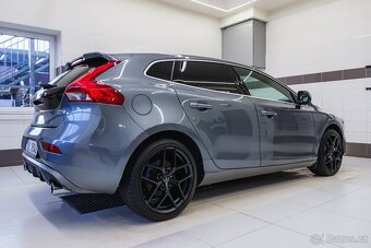 Volvo V40 2018 D3 110kW R-design nez.topení,LED,tažné zař. - 6