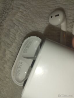 Apple AirPods 2 - 6