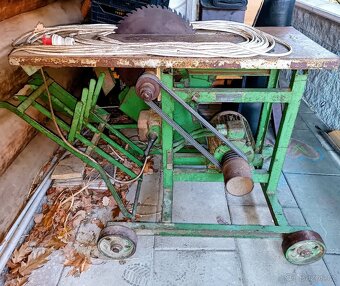 Průmyslová masivní cirkulárka s kolébkou a vrtačkou 380V - 6