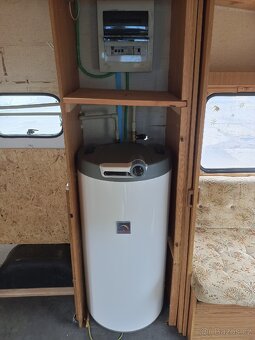 Bürstner, sprcha (bojler) - 6