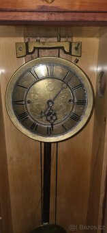 Staré nástěnné hodiny - 6