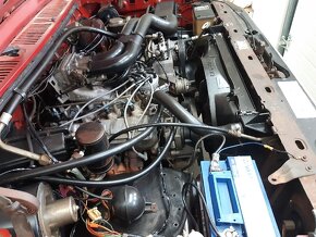 Ford F-250 4x4 - 6
