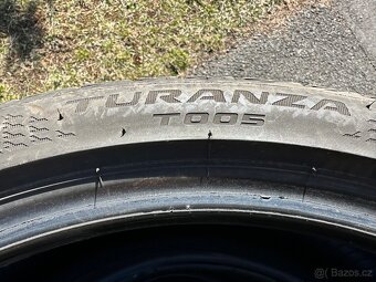 Prodám letní pneu Bridgestone 225/40R19 93Y - 6