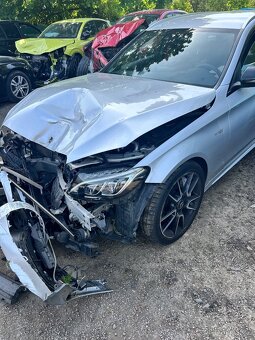 Mercedes-Benz C 43 AMG T - 6