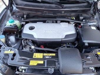 Volvo XC90 2.4 D5 136kw,vada prevodovky - 6