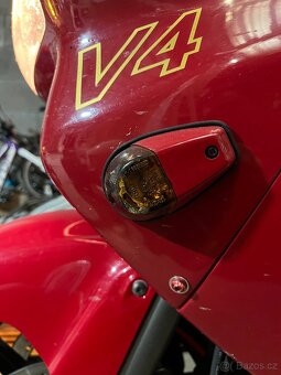 Honda VFR 800 RC46 - 6