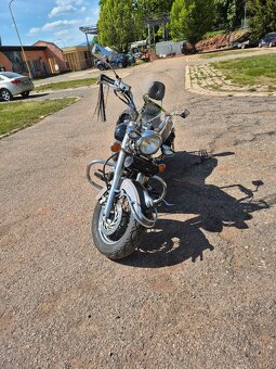 Yamaha Dragstar 650 - 6