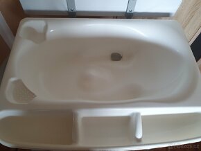 Přebalovací pult + vanička + úložný prostor CAM - 6
