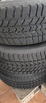 5x120 ..205 60 16 BMW nové zimní gumy i s disky - 6