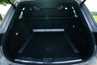 Volkswagen Touareg 4.2TDI V8 2012 Exclusive - 6