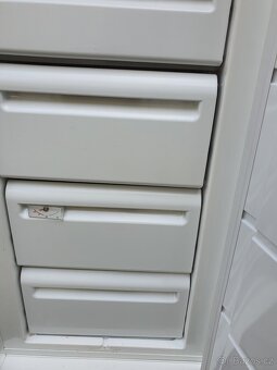 DOVOZzdarma AEG mrazák s 190 litrů objemem - 6