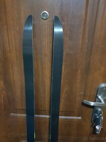 Prodám úplně nové běžky FISCHER CROWN 147cm dlouhé. - 6