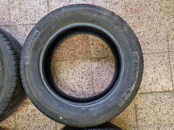 Yokohama BluEarth 205/60 R16 - 6