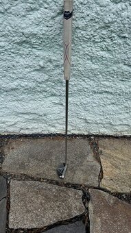 Prodám putter YES C-GROOVE model Victoria cena 2990,- - 6