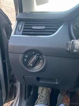 Škoda Octavia 3 1.6 TDI původ CZ najeto 135 000km - 6