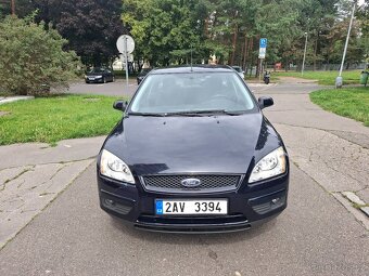 Ford Focus kombi, 1,6 74 kW  benzin Style nehavarovaný - 6