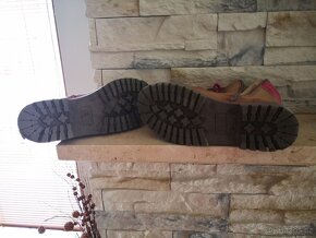 Skoro nové podzimní / zimní boty nad kotníky LASOCKI v. 35 - 6