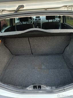 Renault Megane 2003 , 1.4 benzín - 6