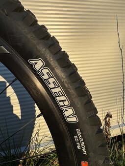 Specialized Demo Race (2023) - 6