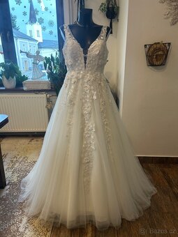 Svatební šaty, víc druhů - 6