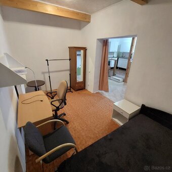 Byt,2k v rodinném domě - 6