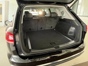 Volkswagen Touareg, 3,0 TDI 210 kW 4x4 Tiptronic top stav - 6