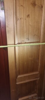 MASIVNÍ DVOUKŘÍDLÉ DVEŘE VČETNĚ KOVÁNÍ - 6