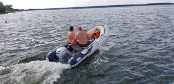 Honwave motorový člun Honda T38-IE1 + motor - 6