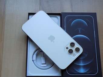 APPLE iPhone 12 Pro MAX 256GB Silver - ZÁRUKA - 100% BATERIE - 6