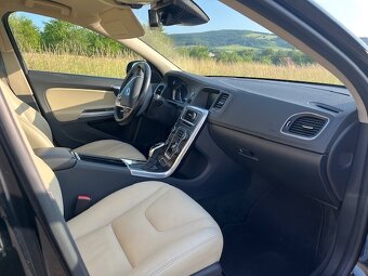 Volvo V60, 2.4 D6 AWD 158 kW PLUG-IN HYBRID - 6