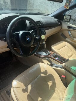 BMW - 6