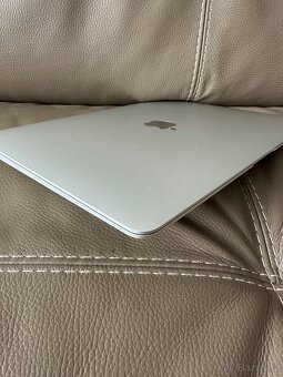 MacBook Air M1 2022 - 6
