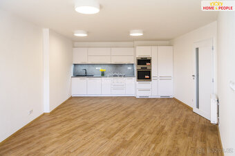 Krásný apartmán 3+kk ve Všemině o výměře 80,5 m² sklep 4 m² - 6