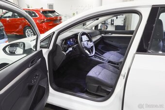 VW Golf 8 Hatchback 2.0 TDI DSG Virtual - záruka Autodraft - 6