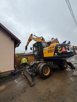 Hledáme šikovné strojníky – bagristy - 6