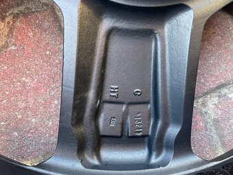 PRODÁM ALU DISKY 7,5Jx18 JEEP, CHRYSLER - 6
