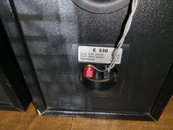 Prodám Jamo repro- E530, VE DŘEVĚ, má to výtečný zvuk, vc - 6