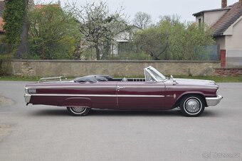 Ford Galaxie 500XL - 6