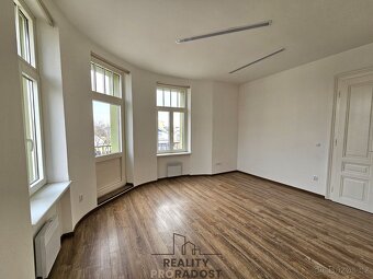 Pronájem kanceláře 62 m2 v centru města s výtahem - 6