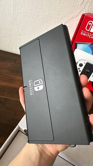 Nintendo Switch OLED + hra, pouzdro, sklo, krabice - 6