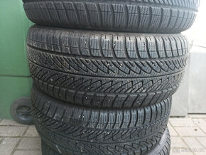 215/50 R17 zimní gumy Good Year - 6