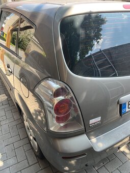 Corolla verso 2006 - 6
