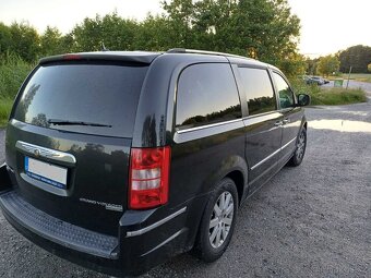 Chrysler Grand Voyager 2.8 CRDI - 6