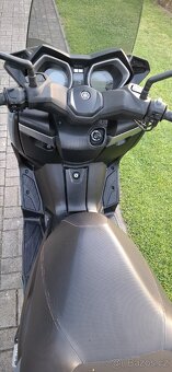 Yamaha X-max 125 - 6