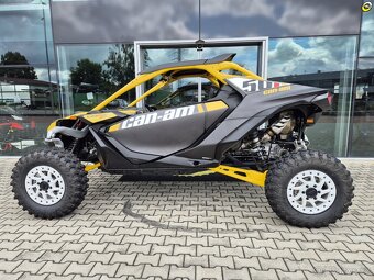 CAN-AM Maverick R - 6